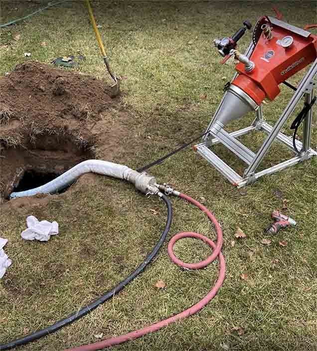 Trenchless pipe relining